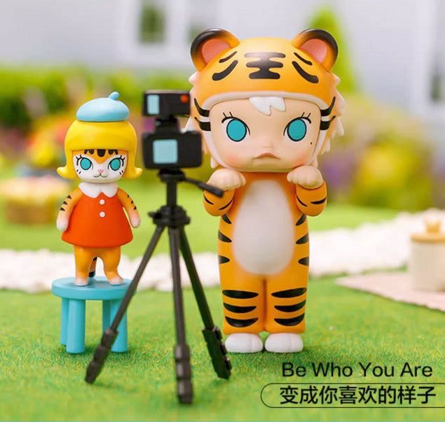 A Baling Day With Molly Series Confirmed Blind Box Figures Authentic Toy Doll